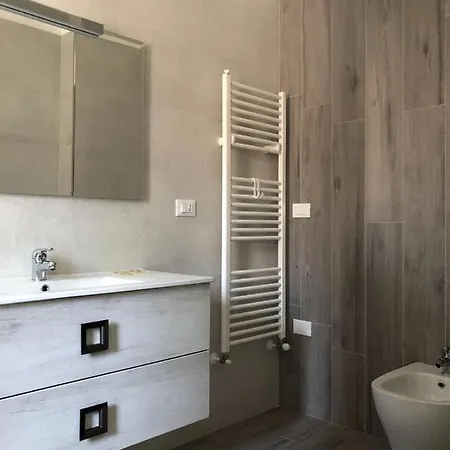לינה וארוחת בוקר Luxury פולסנו