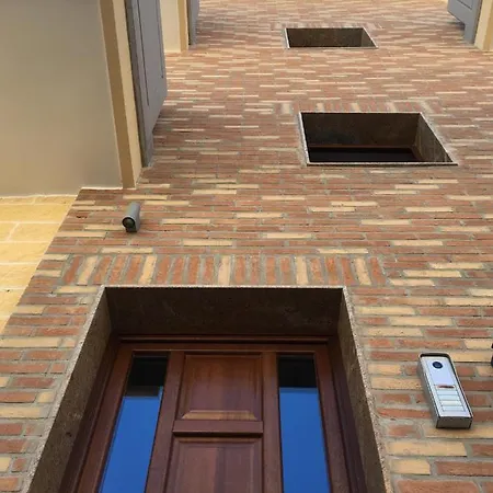 Luxury לינה וארוחת בוקר פולסנו